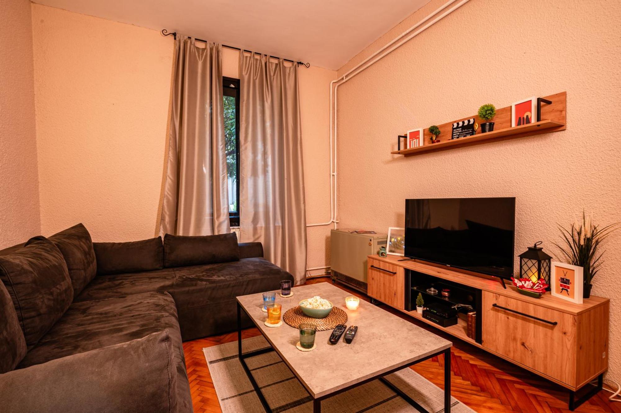 Cozy Apartment In City Center Belgrado Exterior foto