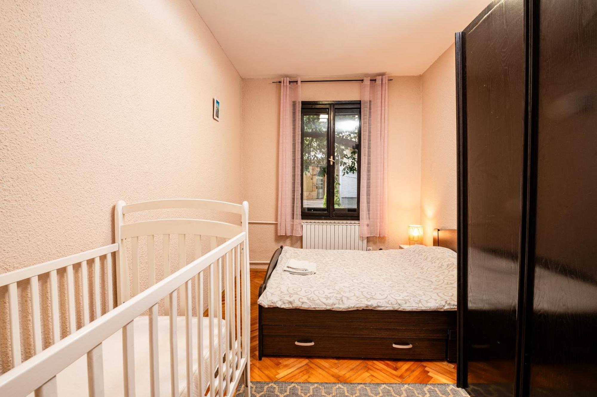 Cozy Apartment In City Center Belgrado Exterior foto
